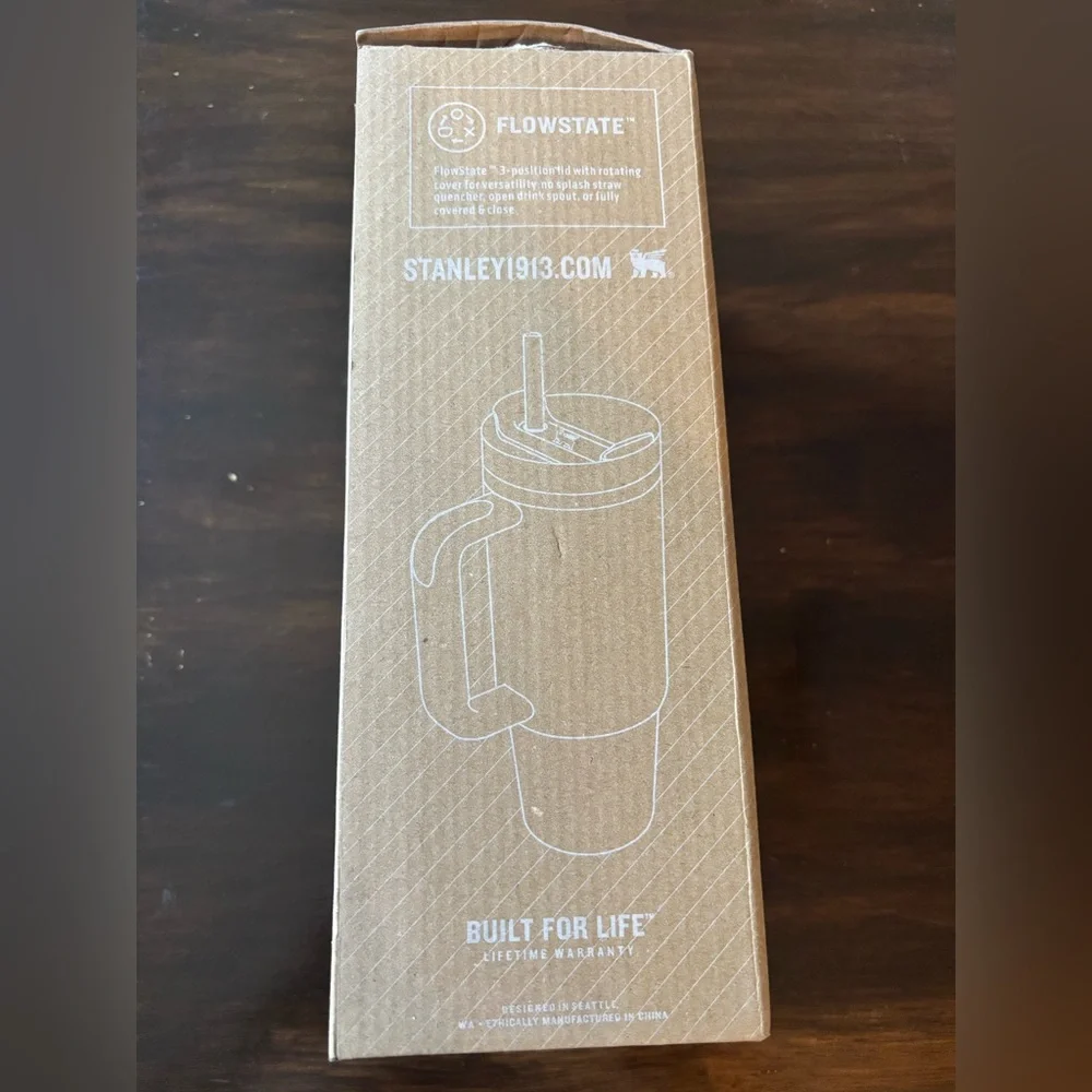 Stanley 40oz Lainey Wilson Watermelon Moonshine NEW W/opened box clear straw - Picture 4 of 9